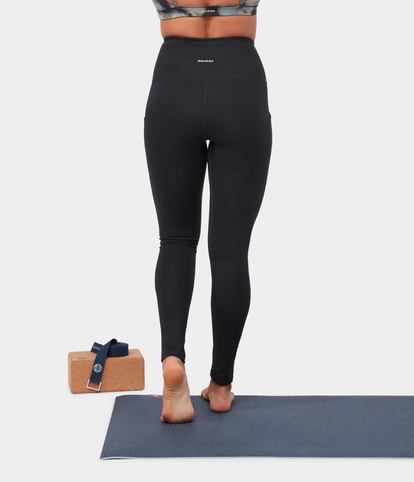 PresenceLegging_DarkSapphire_1036